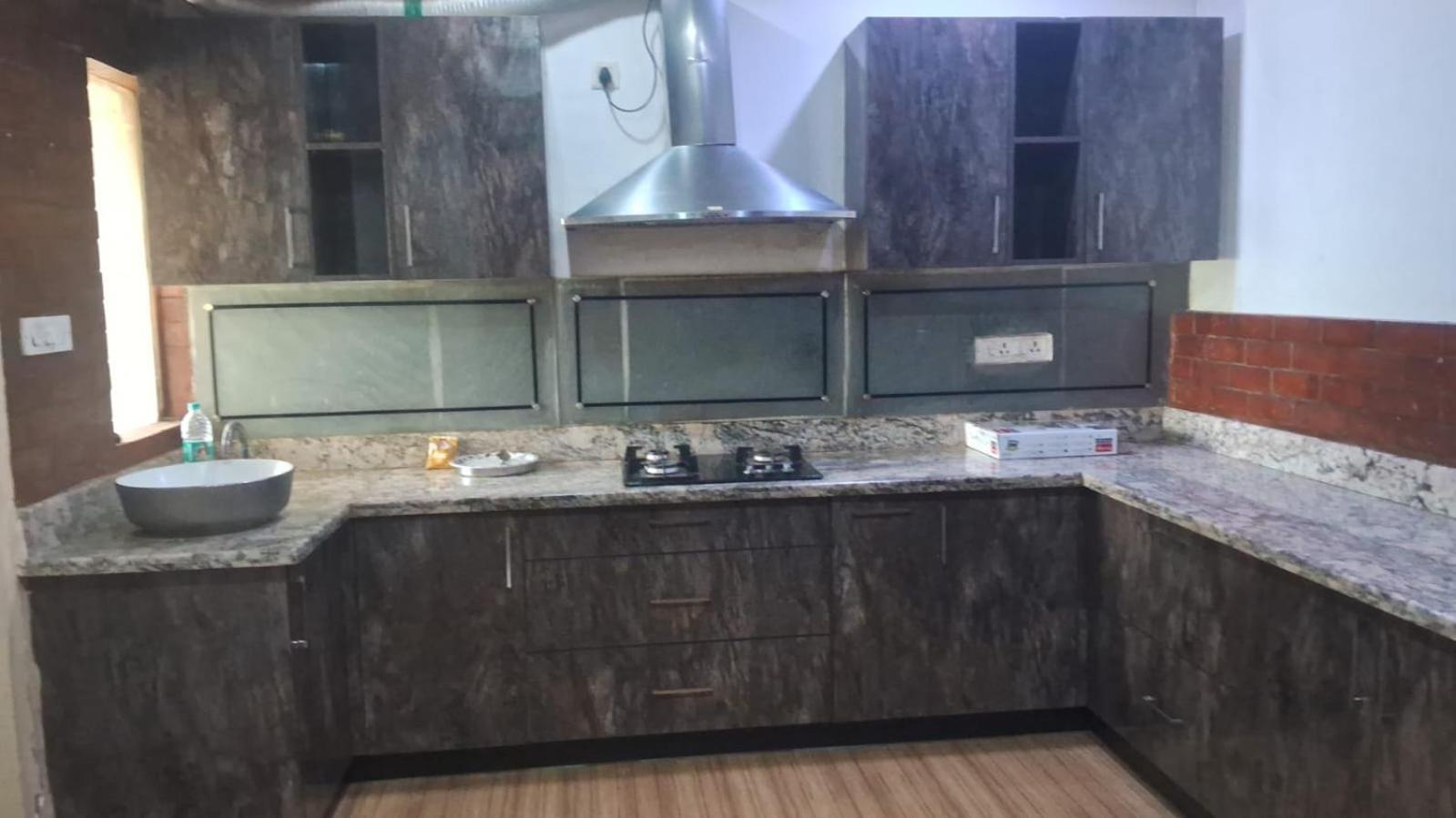 Tvh Park Rozalia Hostel Chennai Ngoại thất bức ảnh